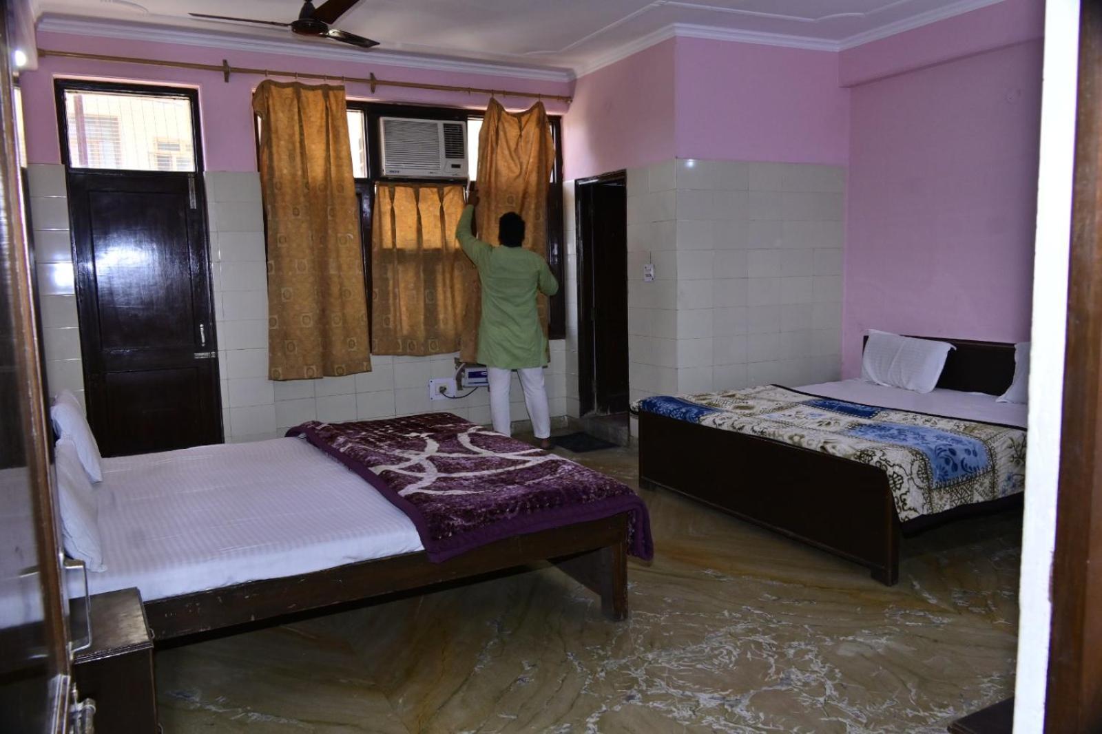 Sarva Darshan Ashram Hotel Haridwar Exterior photo